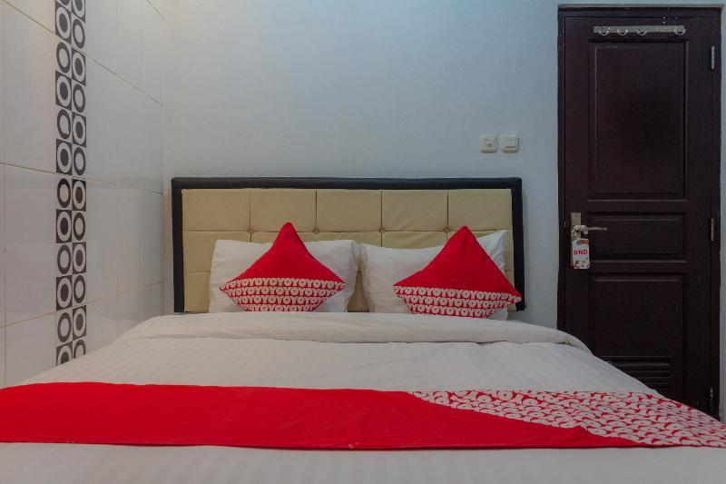 Oyo 649 K68 Residence Jakarta Exterior photo